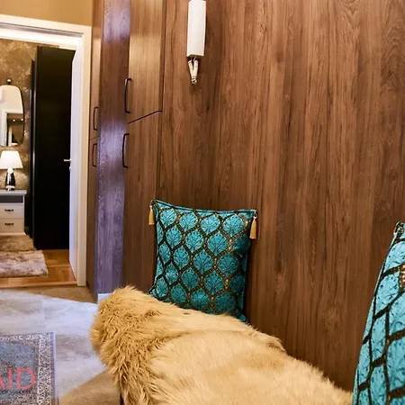 R7 Design - Hostaid شقة *