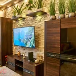 R7 Design - Hostaid Apartament Budapeszt