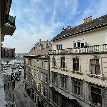 R7 Design - Hostaid Appartement *