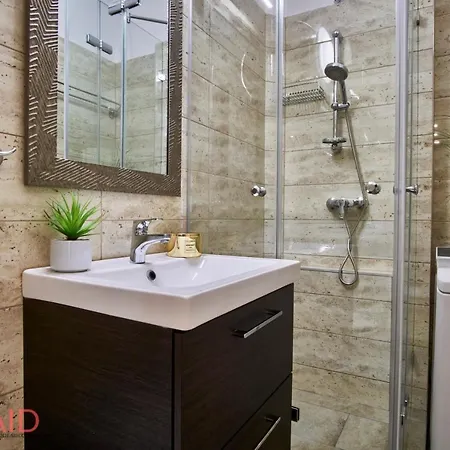 Appartement R7 Design - Hostaid