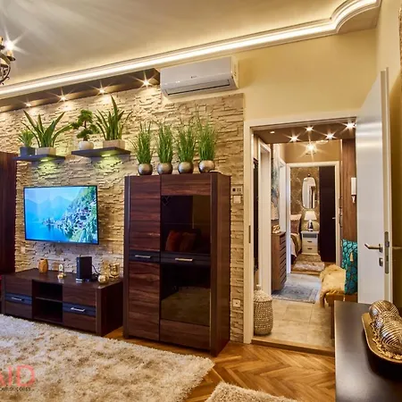 R7 Design - Hostaid Appartement *